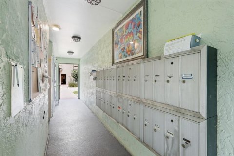Copropriété à vendre à Saint Petersburg, Floride: 2 chambres, 85.01 m2 № 2222626 - photo 4