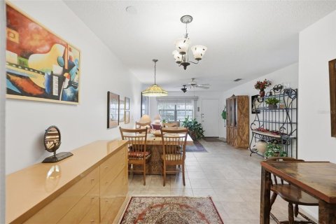Copropriété à vendre à Saint Petersburg, Floride: 2 chambres, 85.01 m2 № 2222626 - photo 11