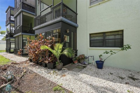 Copropriété à vendre à Saint Petersburg, Floride: 2 chambres, 85.01 m2 № 2222626 - photo 19