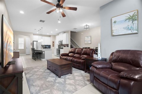 Adosado en venta en Clearwater, Florida, 3 dormitorios, 157.93 m2 № 2196410 - foto 9