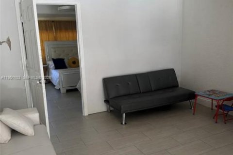 Купить виллу или дом в Катлер-Бей, Флорида 3 спальни, 123.28м2, № 2006185 - фото 16