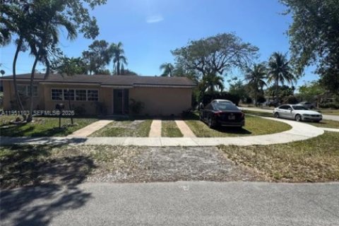 Дом в Катлер-Бей, Флорида 3 спальни, 123.28м2 № 2006185