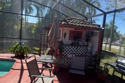 Купить виллу или дом в Катлер-Бей, Флорида 3 спальни, 123.28м2, № 2006185 - фото 21