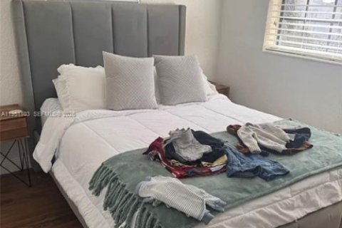 Купить виллу или дом в Катлер-Бей, Флорида 3 спальни, 123.28м2, № 2006185 - фото 15