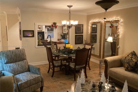 Condo in Hallandale Beach, Florida, 1 bedroom  № 1864407 - photo 6