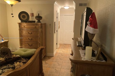 Condo in Hallandale Beach, Florida, 1 bedroom  № 1864407 - photo 28