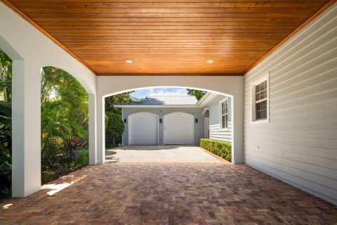 House in Delray Beach, Florida 4 bedrooms, 301.75 sq.m. № 2368548 - photo 10
