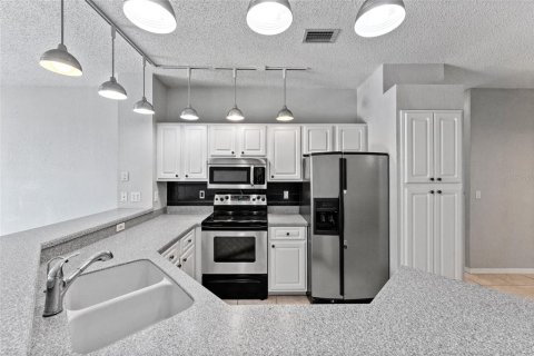Copropriété à vendre à Tampa, Floride: 2 chambres, 109.9 m2 № 2198471 - photo 12