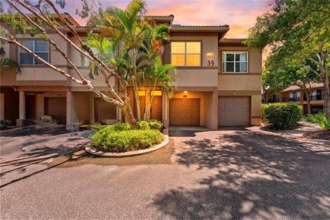 Copropriété à vendre à Tampa, Floride: 2 chambres, 109.9 m2 № 2198471 - photo 4