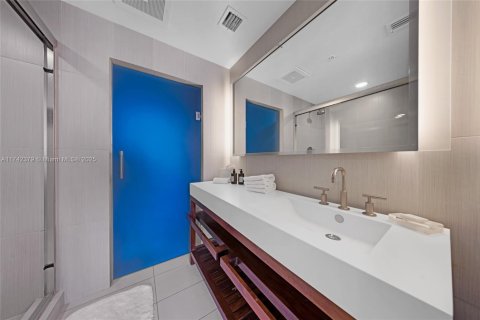 Condominio en venta en Fort Lauderdale, Florida, 2 dormitorios, 112.78 m2 № 1709947 - foto 17