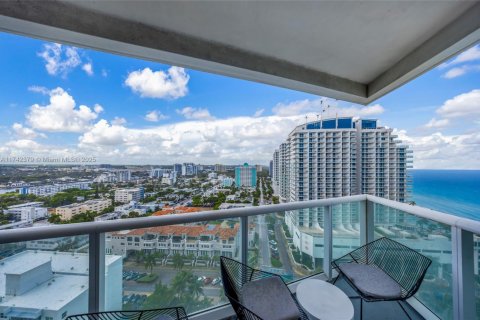 Condominio en venta en Fort Lauderdale, Florida, 2 dormitorios, 112.78 m2 № 1709947 - foto 3