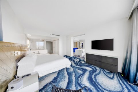 Condominio en venta en Fort Lauderdale, Florida, 2 dormitorios, 112.78 m2 № 1709947 - foto 13
