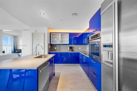 Condominio en venta en Fort Lauderdale, Florida, 2 dormitorios, 112.78 m2 № 1709947 - foto 26