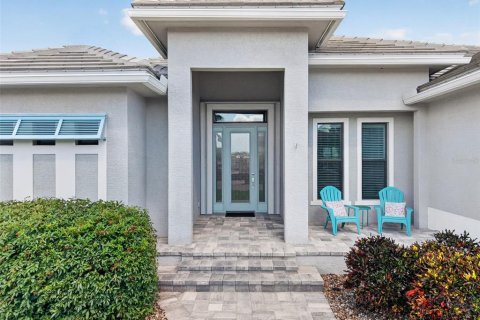 Villa ou maison à vendre à Punta Gorda, Floride: 3 chambres, 207.26 m2 № 2302948 - photo 3