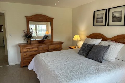 Condo in Sarasota, Florida, 2 bedrooms  № 1511390 - photo 24