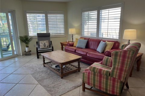 Condo in Sarasota, Florida, 2 bedrooms  № 1511390 - photo 12