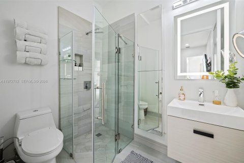 Villa ou maison à vendre à Aventura, Floride: 4 chambres, 221.11 m2 № 2049046 - photo 29