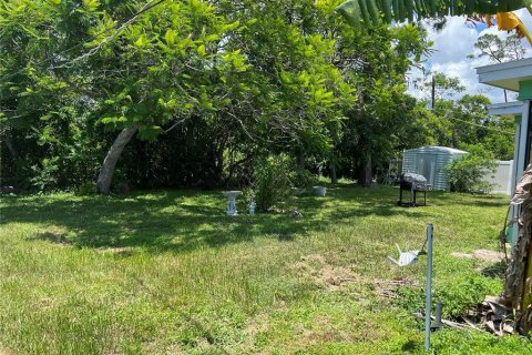 House in Port Charlotte, Florida 3 bedrooms, 151.71 sq.m. № 1833120 - photo 5