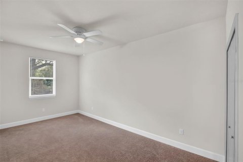 House in Ocala, Florida 4 bedrooms, 199.28 sq.m. № 1909660 - photo 17