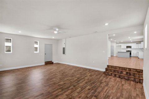 House in Ocala, Florida 4 bedrooms, 199.28 sq.m. № 1909660 - photo 10