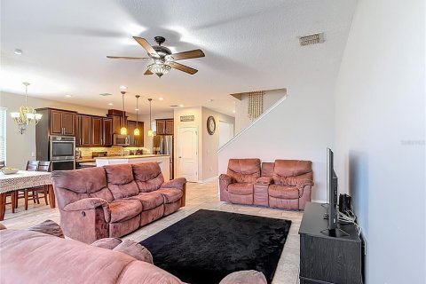 Villa ou maison à vendre à Auburndale, Floride: 5 chambres, 346.99 m2 № 2142125 - photo 13