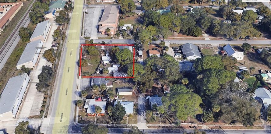 House in Titusville, Florida 2 bedrooms, 114.27 sq.m. № 1849829
