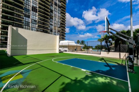 Condominio en alquiler en Miami, Florida, 2 dormitorios, 91.97 m2 № 1927023 - foto 25