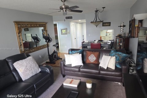 Condo à Sunrise, Floride, 2 chambres  № 2046361