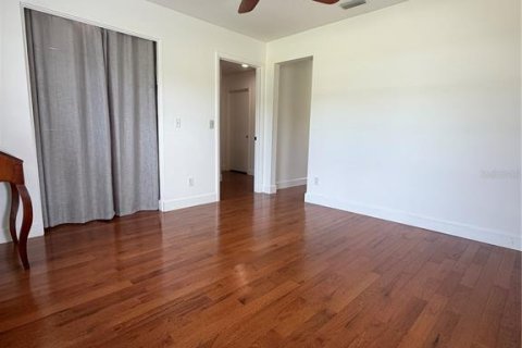 Villa ou maison à louer à Oak Hill, Floride: 2 chambres, 130.06 m2 № 2224296 - photo 20