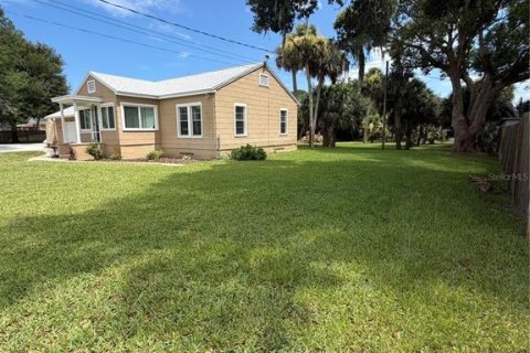 Villa ou maison à louer à Oak Hill, Floride: 2 chambres, 130.06 m2 № 2224296 - photo 7