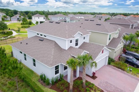 House in Davenport, Florida 4 bedrooms, 247.21 sq.m. № 1521750 - photo 11