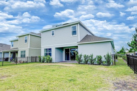 House in Davenport, Florida 4 bedrooms, 247.21 sq.m. № 1521750 - photo 28
