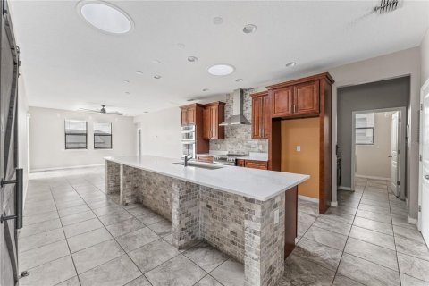 Casa en venta en Groveland, Florida, 3 dormitorios, 174.75 m2 № 1878077 - foto 10