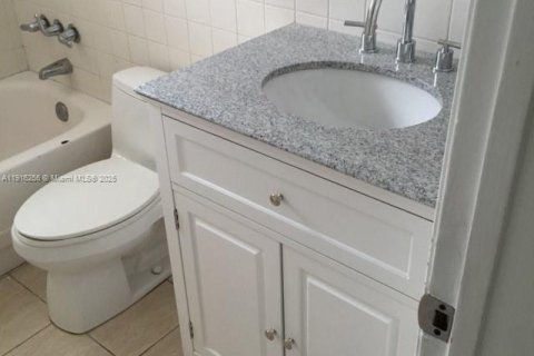 Снять в аренду кондоминиум в Майами-Бич, Флорида 1 спальня, 43.2м2, № 1972756 - фото 6