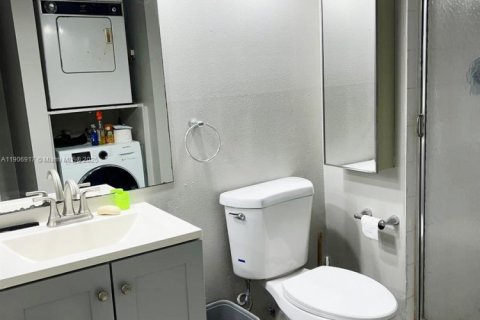 Купить кондоминиум в Уэстон, Флорида 2 спальни, 116.69м2, № 1965802 - фото 17