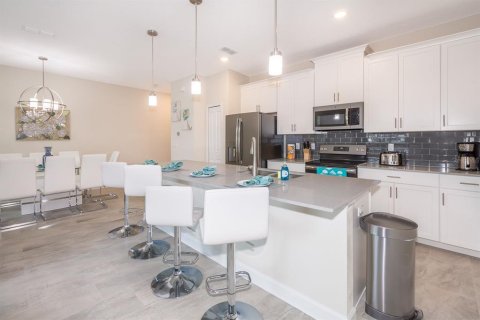 Adosado en alquiler en Kissimmee, Florida, 4 dormitorios, 177.81 m2 № 1904385 - foto 8