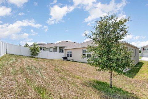 House in Clermont, Florida 4 bedrooms, 171.5 sq.m. № 1854273 - photo 24