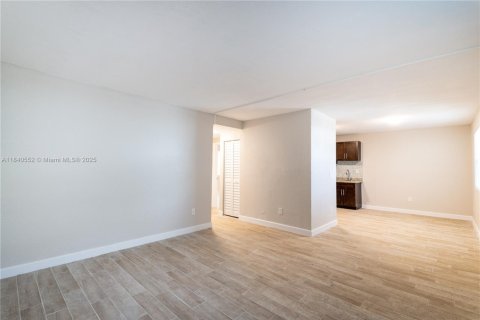 Appartement à louer à Homestead, Floride: 2 chambres № 1977476 - photo 6