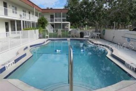 Condo in Venice, Florida, 2 bedrooms  № 1554503 - photo 25