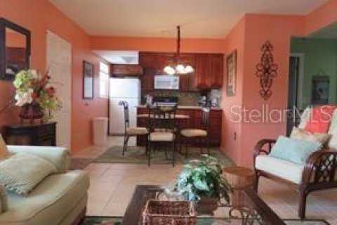 Condo in Venice, Florida, 2 bedrooms  № 1554503 - photo 11
