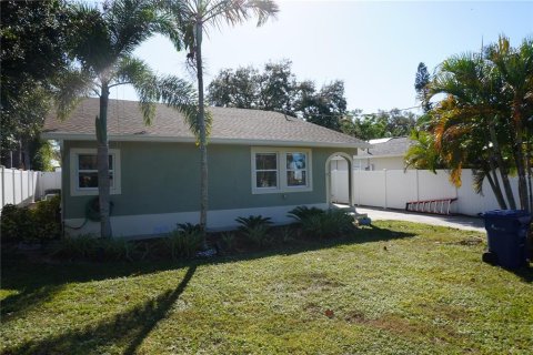 Casa en Sarasota, Florida 3 dormitorios, 153.01 m2 № 2096777