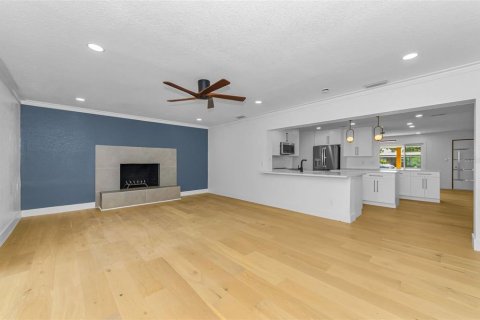 Casa en venta en Saint Petersburg, Florida, 4 dormitorios, 221.48 m2 № 2197628 - foto 19