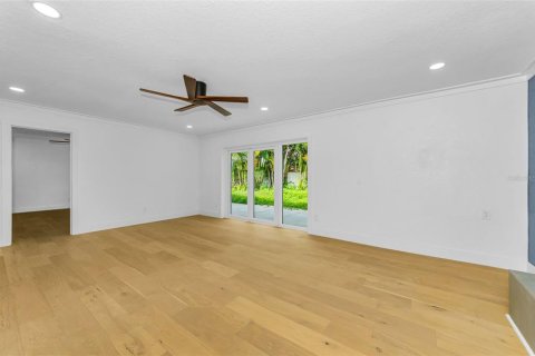 Casa en venta en Saint Petersburg, Florida, 4 dormitorios, 221.48 m2 № 2197628 - foto 20