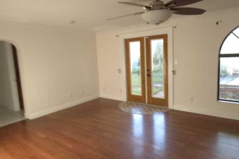 Casa en venta en Port St. Lucie, Florida, 4 dormitorios, 199.74 m2 № 2260783 - foto 13