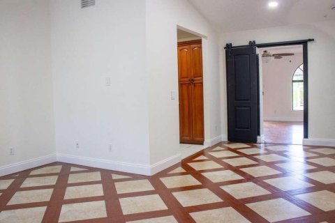 Casa en venta en Port St. Lucie, Florida, 4 dormitorios, 199.74 m2 № 2260783 - foto 11