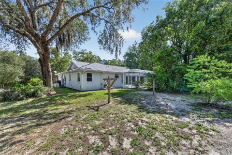 House in Dunnellon, Florida 3 bedrooms, 227.52 sq.m. № 2238031 - photo 9