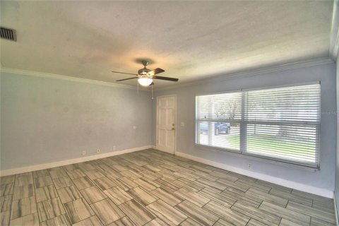 Villa ou maison à louer à Winter Haven, Floride: 3 chambres, 106.28 m2 № 2410203 - photo 10