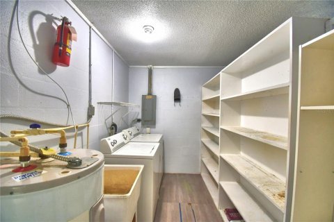 Villa ou maison à louer à Winter Haven, Floride: 3 chambres, 106.28 m2 № 2410203 - photo 7