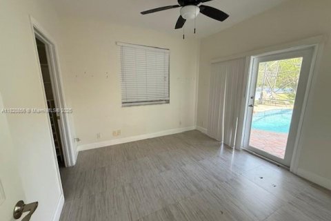 Villa ou maison à louer à Weston, Floride: 5 chambres, 243.31 m2 № 1779323 - photo 20