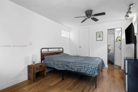 Villa ou maison à louer à Miami, Floride: 4 chambres, 140.93 m2 № 1989298 - photo 28